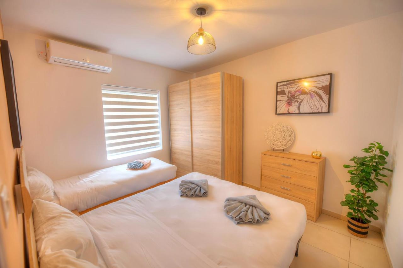 2Bedroom With Large Terrace In Paceville Jpor1-1 St. Julian's Exteriör bild