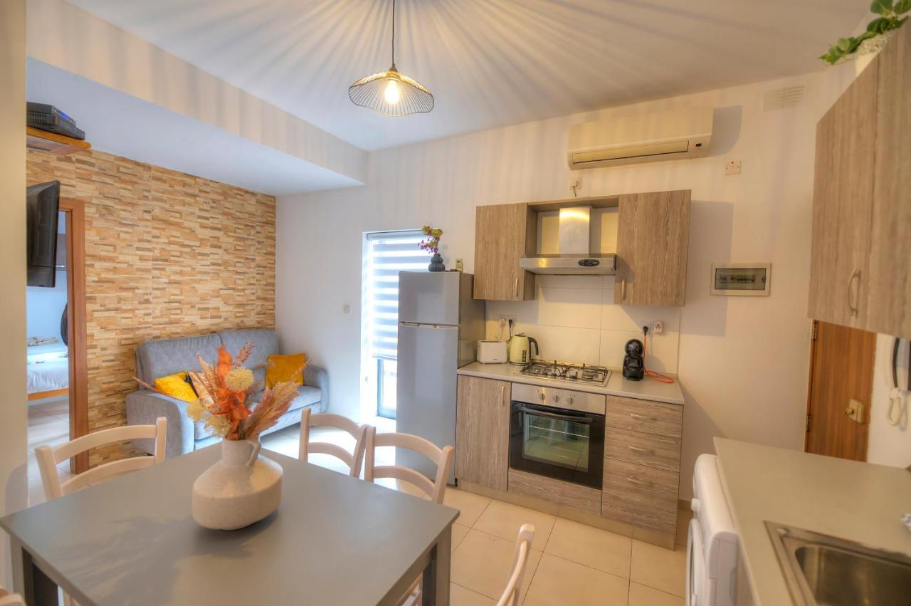 2Bedroom With Large Terrace In Paceville Jpor1-1 St. Julian's Exteriör bild