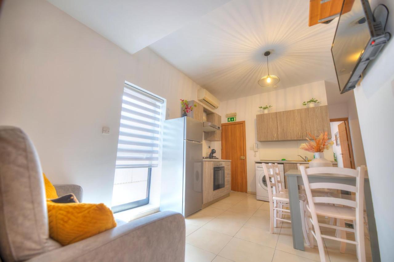 2Bedroom With Large Terrace In Paceville Jpor1-1 St. Julian's Exteriör bild
